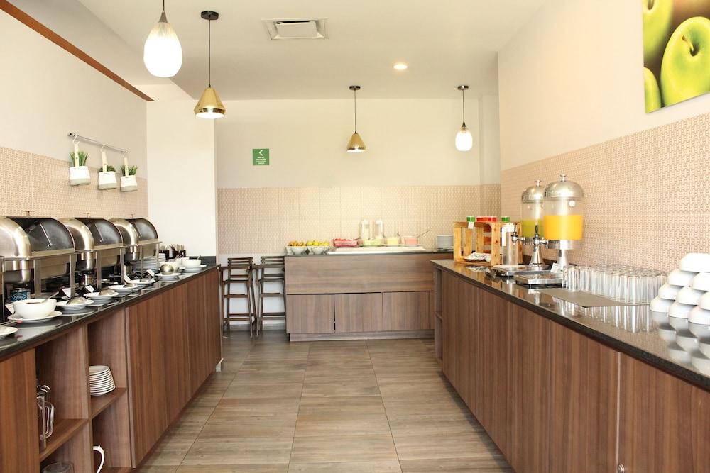 La Quinta By Wyndham Aguascalientes Hotel Kültér fotó