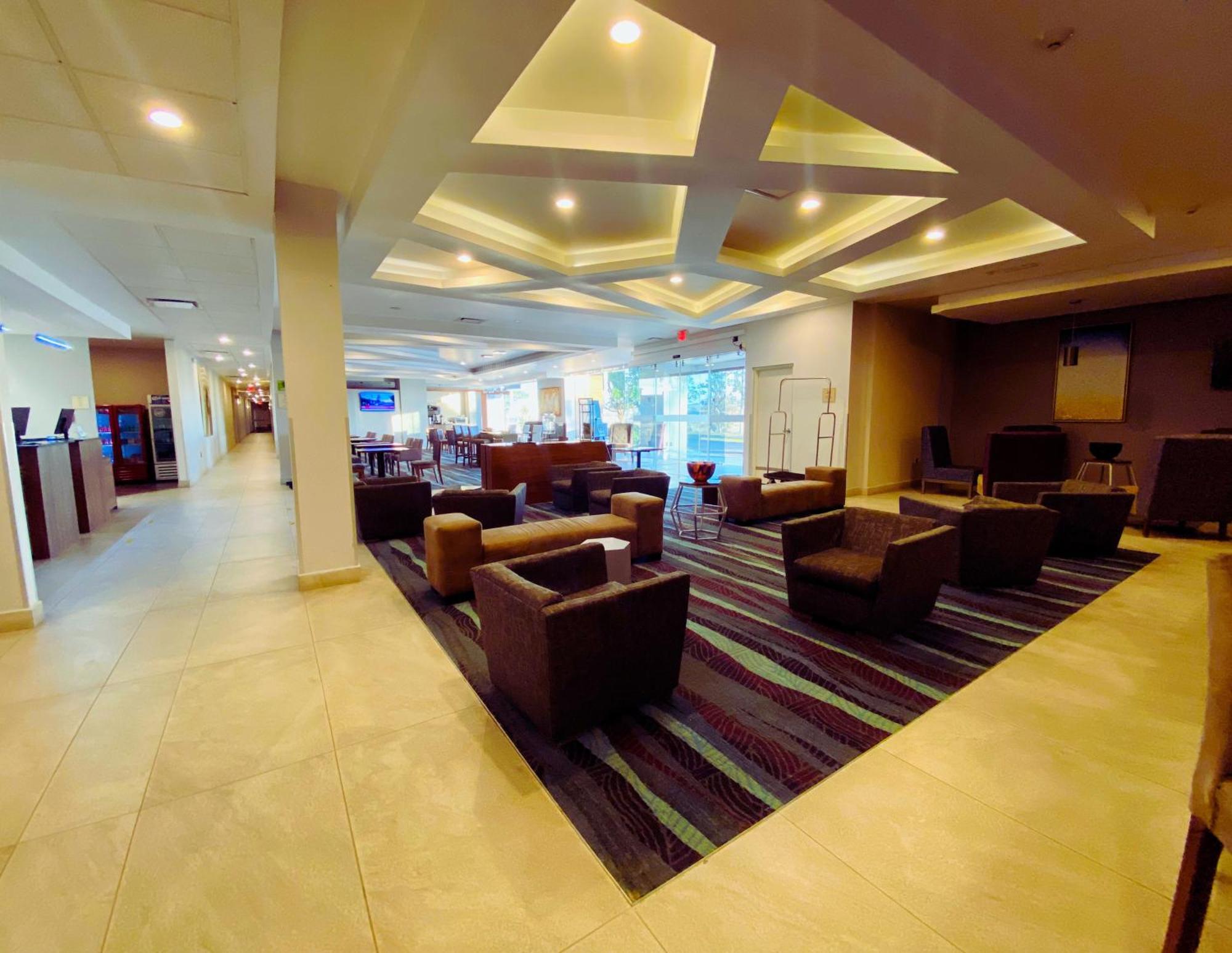 La Quinta By Wyndham Aguascalientes Hotel Kültér fotó