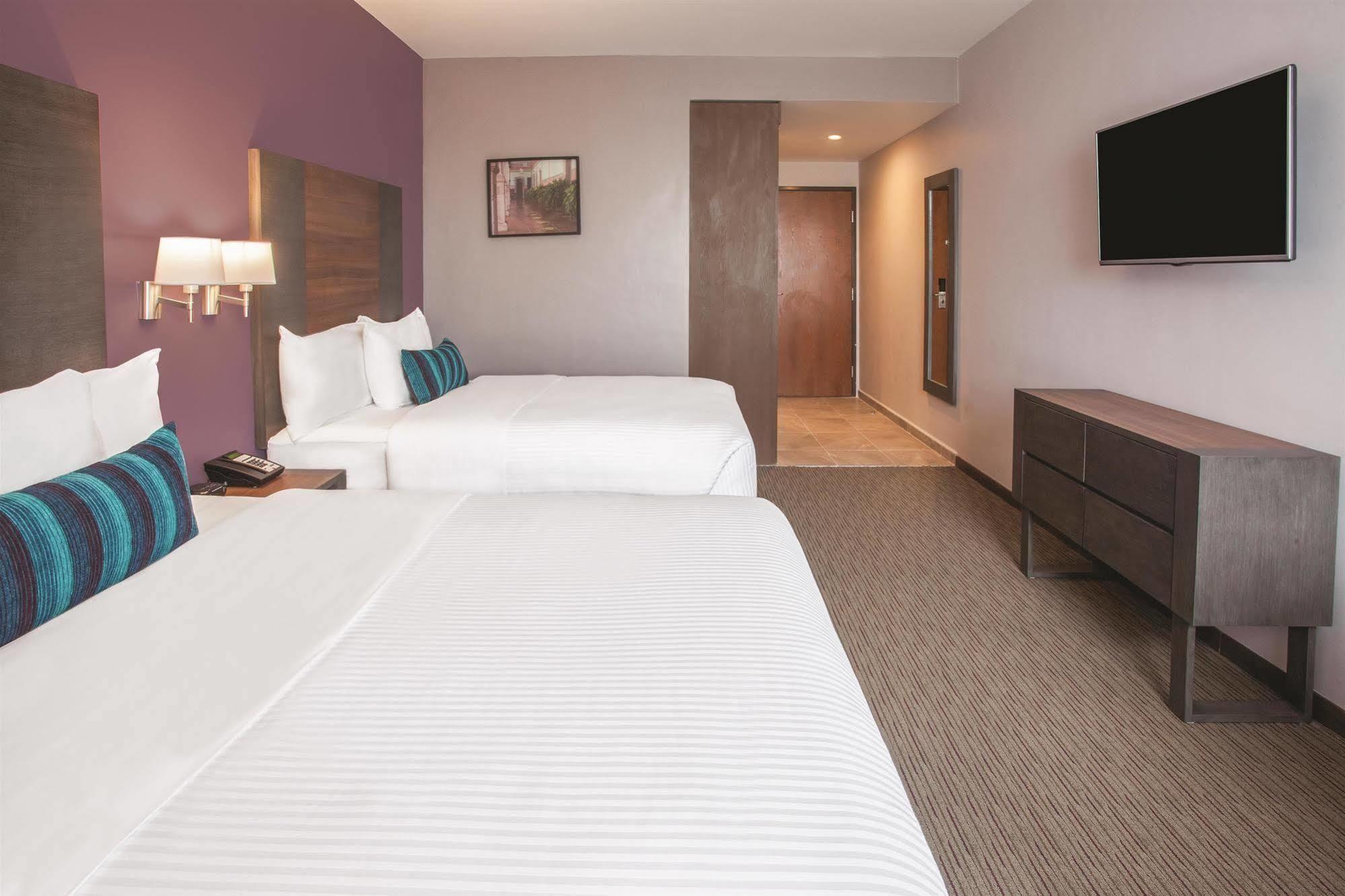 La Quinta By Wyndham Aguascalientes Hotel Kültér fotó